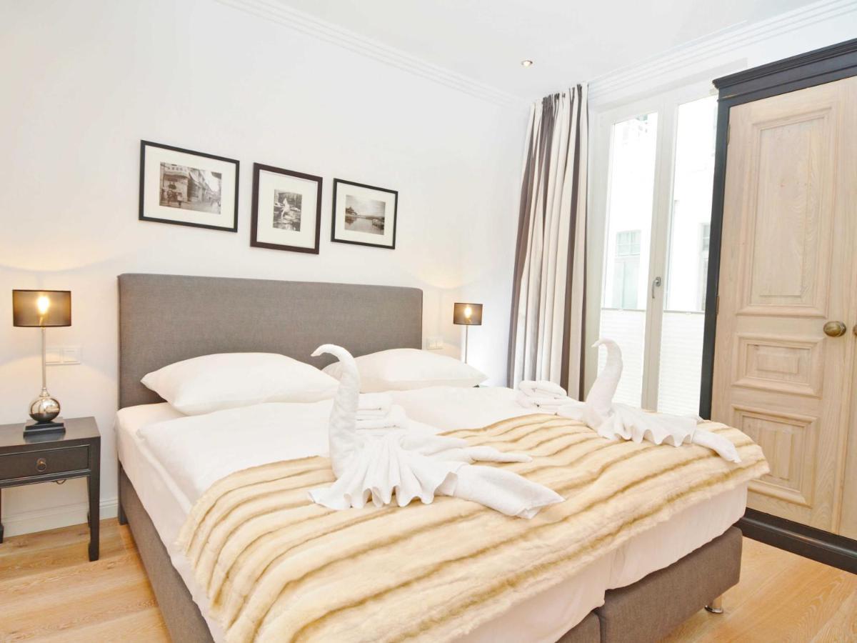 Villa "Johanna" Sellin - Wg13 Mit Kamin Und Zwei Balkonen Exteriör bild