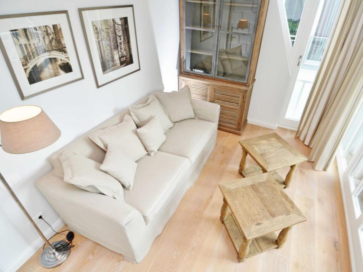 Villa "Johanna" Sellin - Wg13 Mit Kamin Und Zwei Balkonen Exteriör bild