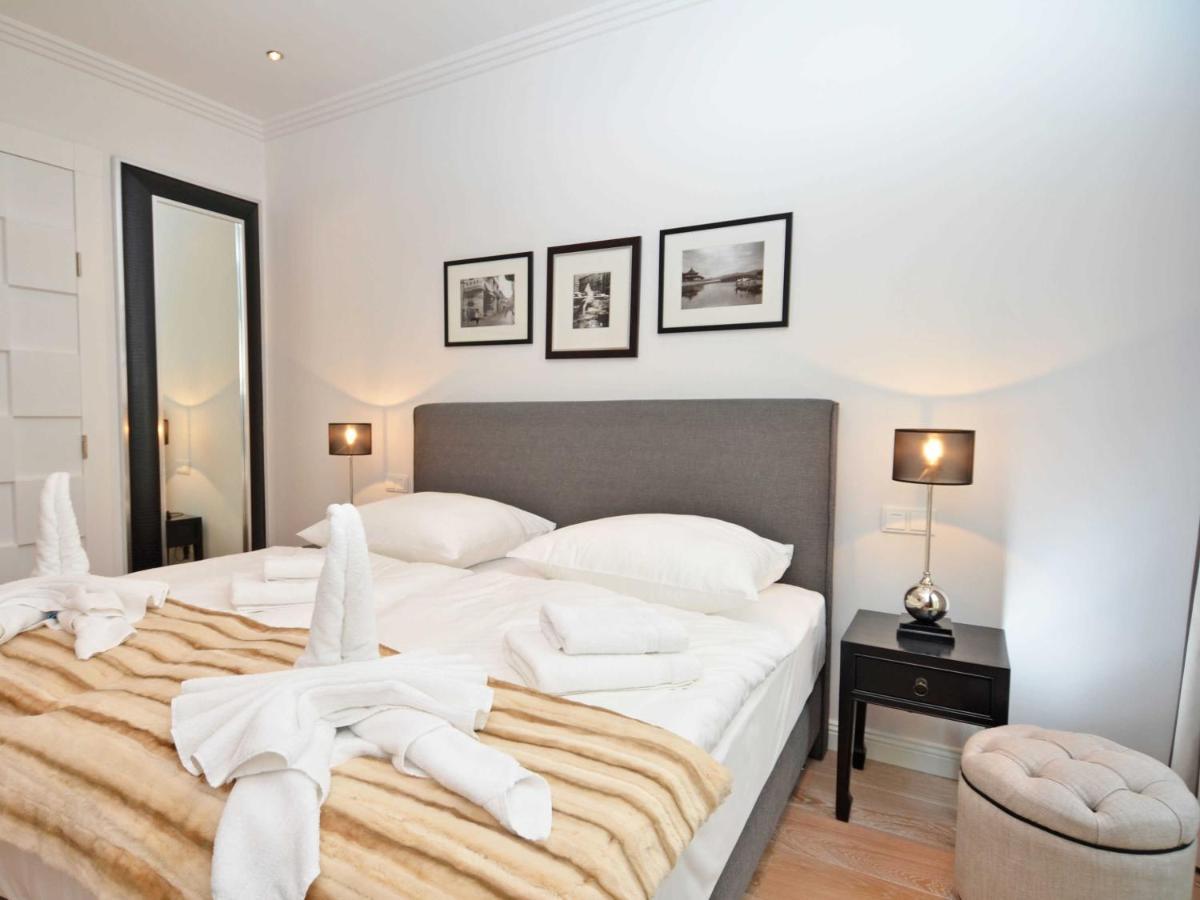 Villa "Johanna" Sellin - Wg13 Mit Kamin Und Zwei Balkonen Exteriör bild